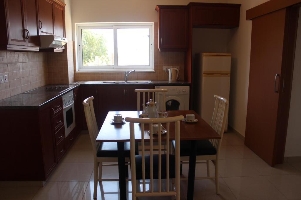 Galatia'S Court Lejlighed Paphos Værelse billede