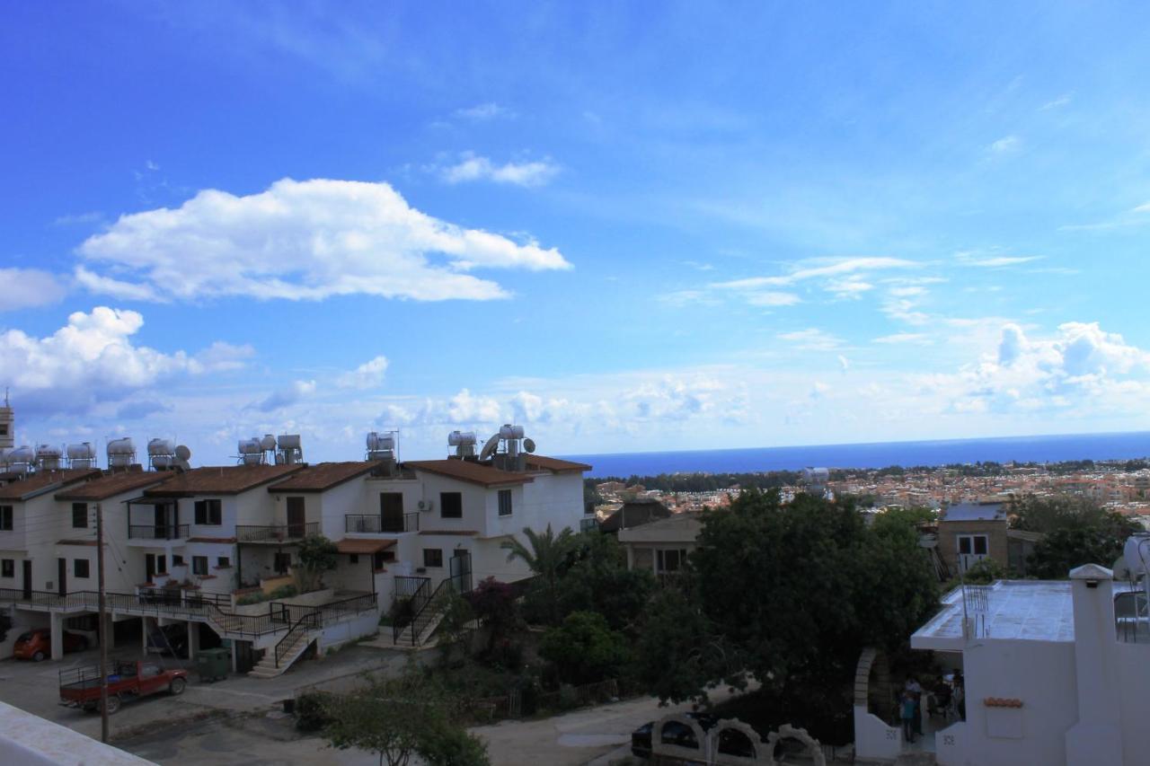 Galatia'S Court Lejlighed Paphos Eksteriør billede